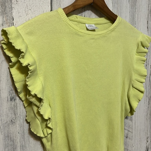 Z3 Neon yellow Zara flowy short sleeve crop top business casual size 13-14 - Picture 2 of 6